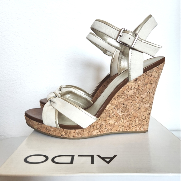Aldo Breger Wedge Sandal - Picture 4 of 6